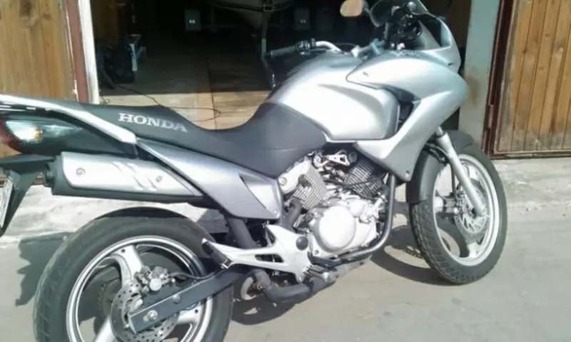 Мотоцикл Honda Waradero  